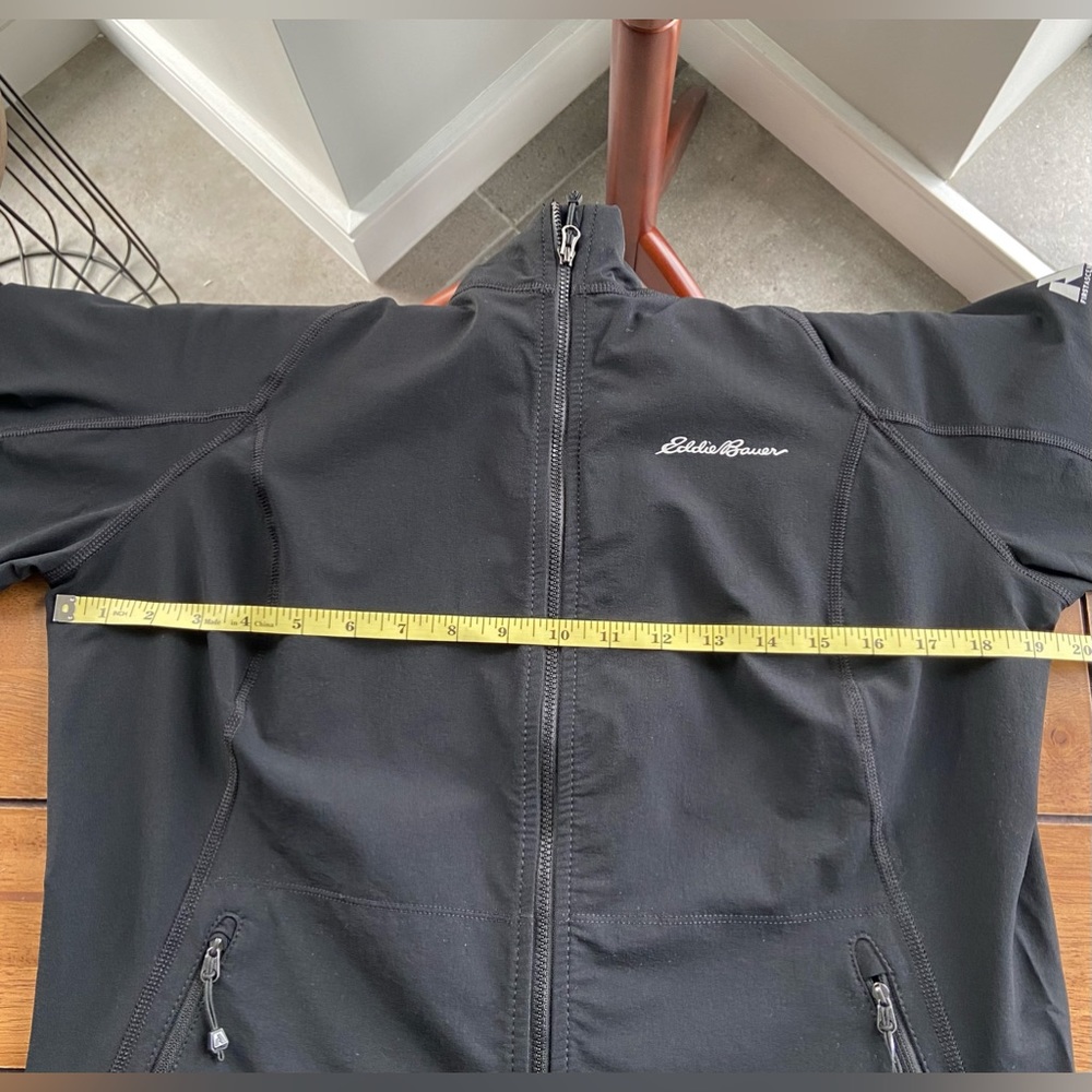 New Eddie Bauer Full Zip. - Picture 4 of 7